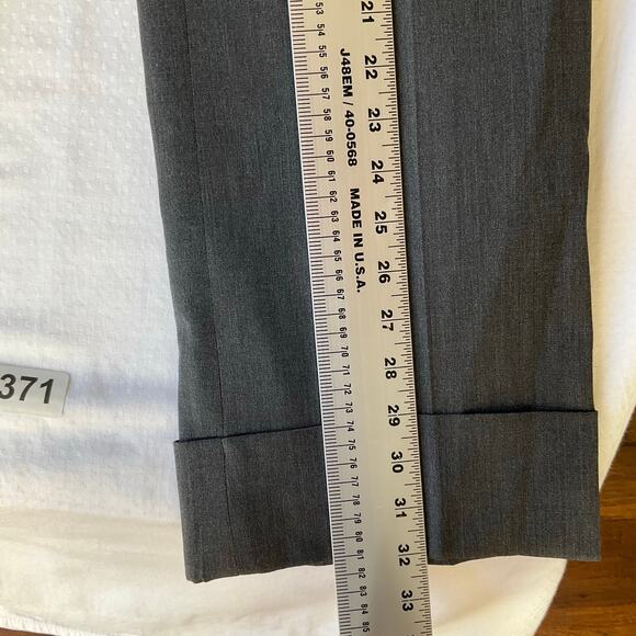 Banana Republic Women Stretch Straight Leg Pants size 6, Gray, with Liner - Picture 3 of 13